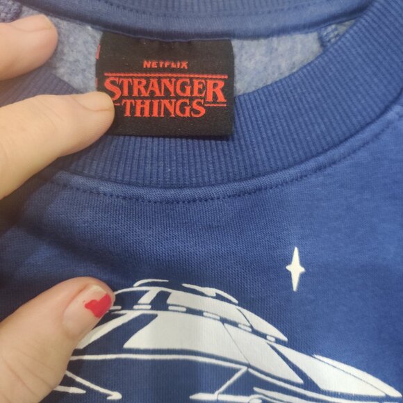 Her Universe Stranger things collection sweatshirt size 2x New - Picture 3 of 4